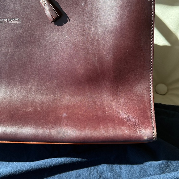 Dooney & Bourke Alto Large Tassel Bag Brown Italian Leather Vintage (Large Tote) - Picture 10 of 16